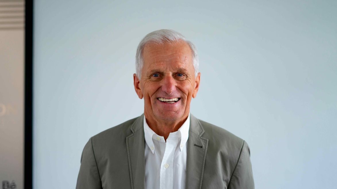 Serge Cordon Président / Serge Cordon Chairman